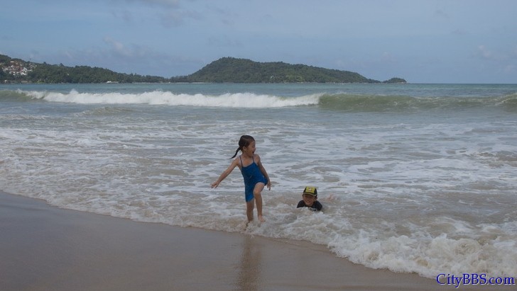 2012泰国清迈-曼谷-华欣-甲米-普吉-华欣-清迈3500公里自驾游之普吉Phuket芭东Patong海滩 ... ... ... ... . ... 2012泰国清迈-曼谷-华欣-甲米-普吉-华欣-清迈3500公里自驾游之普吉Phuket芭东Patong海滩 ... ... ... ... . ...