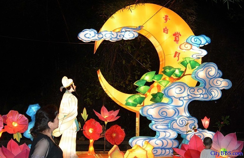 广西桂林七星公园内举办的中秋彩灯博览会2.jpg