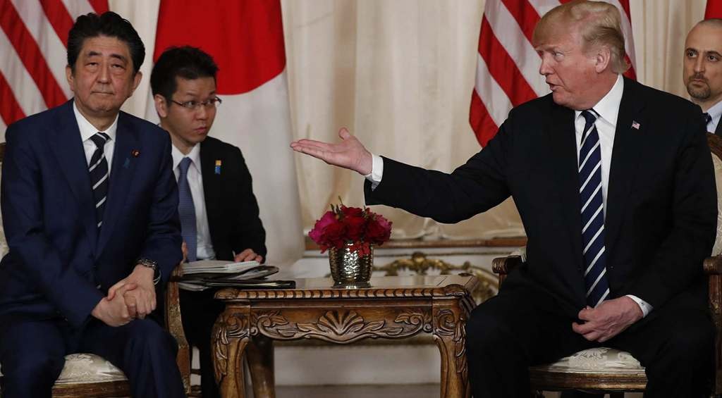 特朗普日记：当着安倍的面公开夸赞了习主席