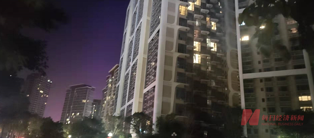 夜晚的海花岛其他住宅亮起了灯 夜晚的海花岛其他住宅亮起了灯