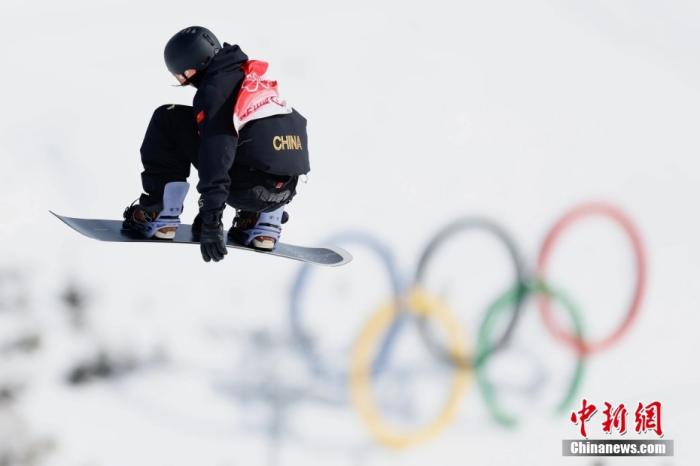 北京冬奥会单板滑雪男子坡面障碍技巧决赛3.jpg