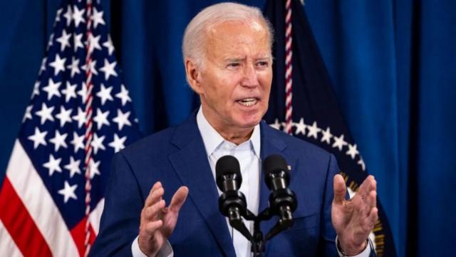 拜登谴责枪击事件，称其为“病态”